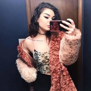 Meet your Posher, Karly marie